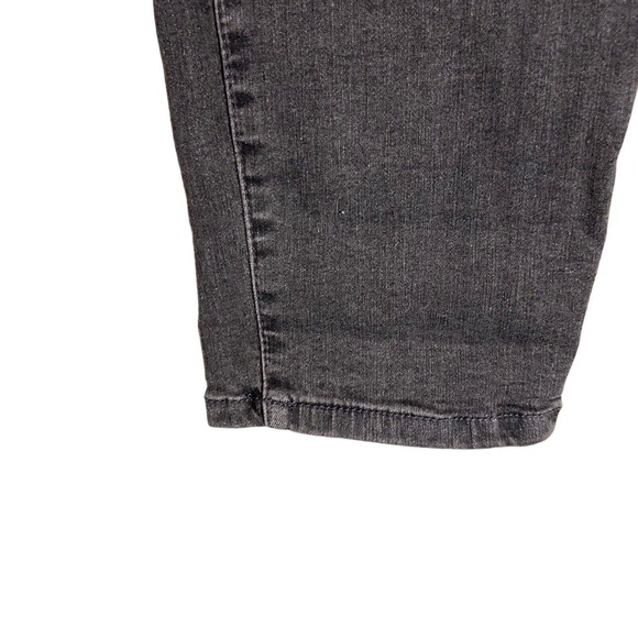 Maurices‎ Women Jeans 18 Reg Faded Black Denim Straight Leg Stretch Rockabilly - Picture 7 of 11